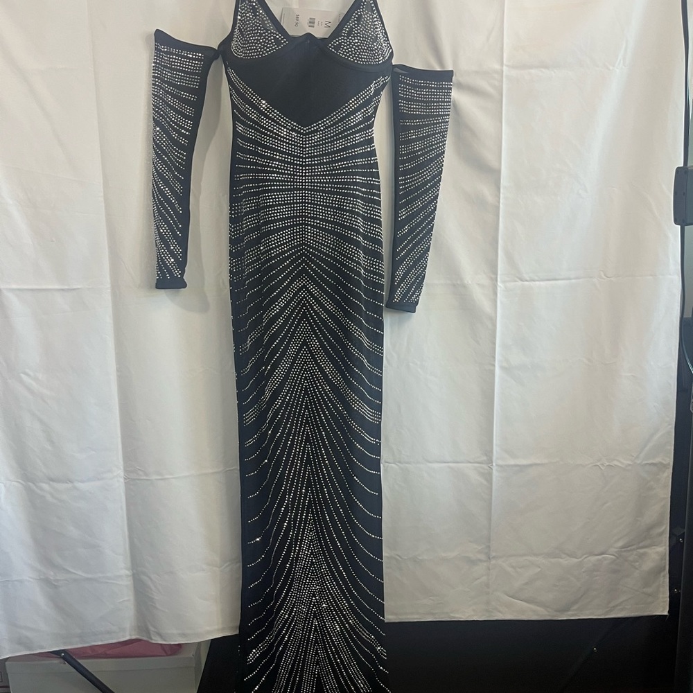 AKIRA, I bring the party embellished maxi dress - Picture 11 of 17